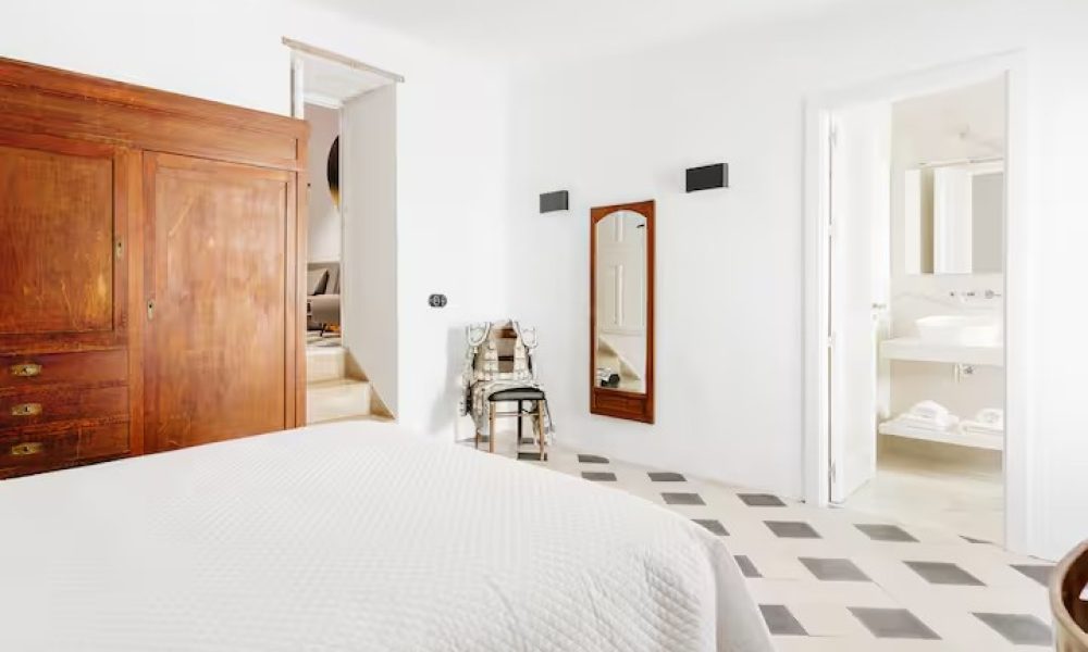 9fcf98b3-6c4c-4167-a4d8-614e409258e4